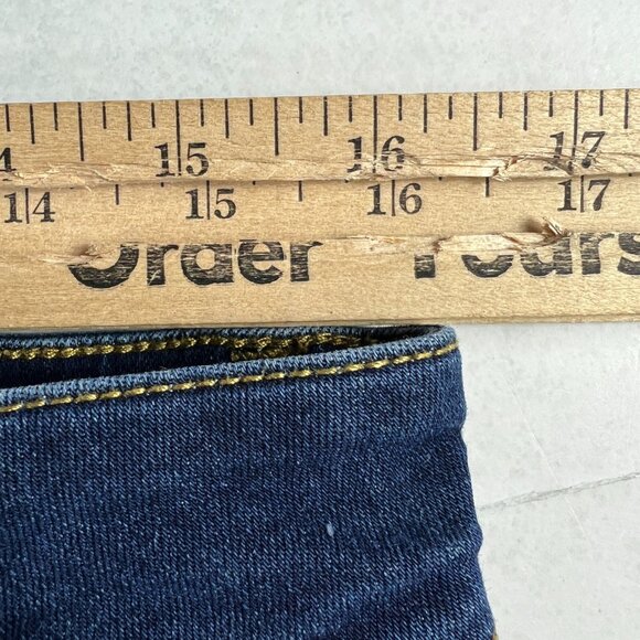 Judy Blue Jean Shorts Women's Plus 32* High Rise Blue Cuffed Denim Jorts Tag 1XL - Picture 16 of 16